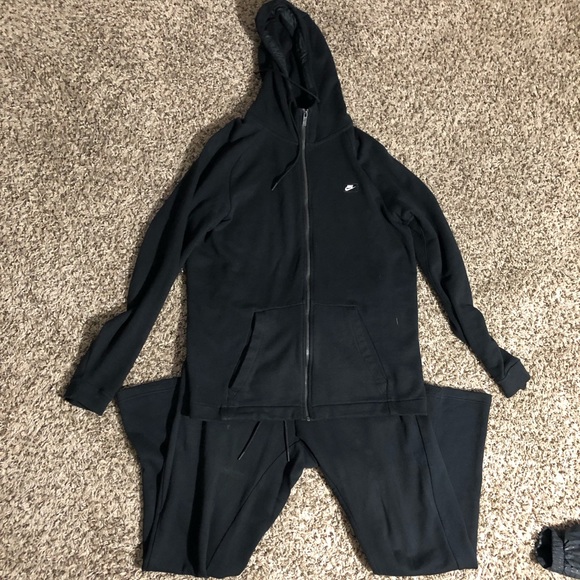 Nike Sweatsuit